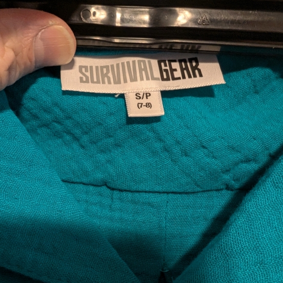 Kids Girls Shirts - Picture 3 of 3